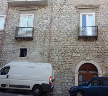 Palazzo/Stabile in vendita a Solopaca (Benevento)
