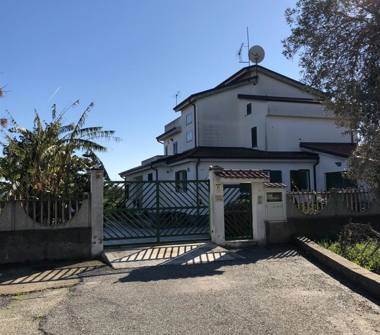 Villetta a schiera in vendita a Crotone (Crotone)