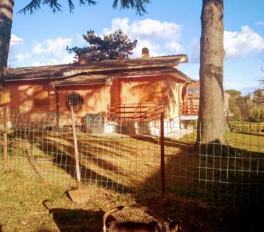 Stabile/Palazzo in affitto a Ronciglione, Frazione Poggio Cavaliere