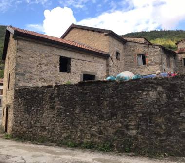 Rustico/Casale in vendita a Fivizzano, Frazione Cotto