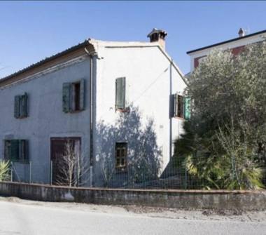 Rustico/Casale in vendita a Saludecio, Frazione Santa Maria Del Monte