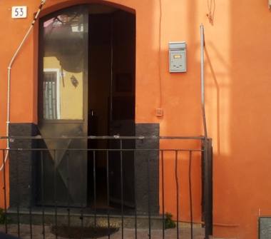 Casa indipendente in vendita a Catania, Zona Via Vitt. Emanuele II