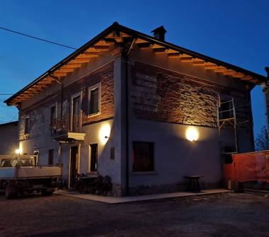 Casa indipendente in vendita a Ponzano Monferrato (Alessandria)