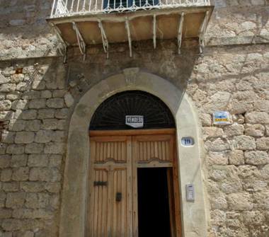 Palazzo/Stabile in vendita a Canicattì (Agrigento)