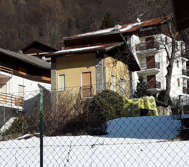 Casa indipendente in vendita a Cantoira (Torino)