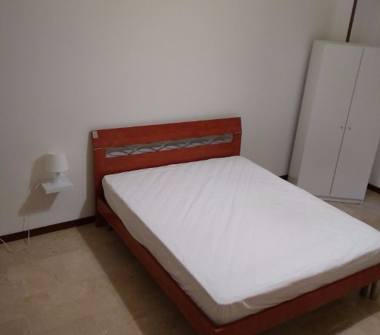 Affitto Stanza Singola a Palermo, Zona Calatafimi Bassa, Via Cuba 55