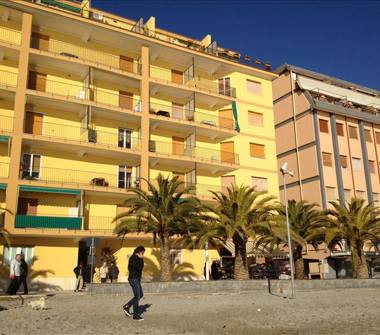 Quadrilocale in vendita a Borghetto Santo Spirito (Savona)