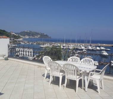 Affitto Appartamento Vacanze a Casamicciola Terme (Napoli), Corso Luigi Manzi 26