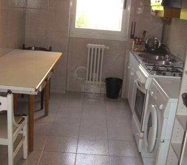 Bilocale in vendita a Milano, Zona Forze Armate