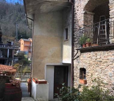 Porzione di casa in vendita a Pignone, Frazione Casale