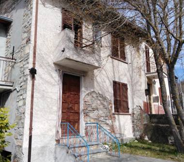 Villetta a schiera in vendita a Santa Margherita di Staffora, Frazione Vendemiassi