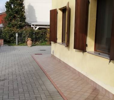 Quadrilocale in vendita a San Felice sul Panaro, Frazione Rivara