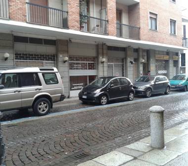 Negozio in affitto a Alessandria, Frazione Centro città