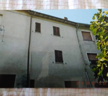 Rustico/Casale in vendita a Sassoferrato, Frazione Sementana