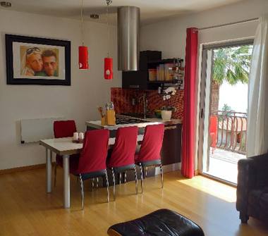 Bilocale in vendita a Aci Castello, Frazione Acitrezza