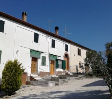 Rustico/Casale in vendita a Montecarotto (Ancona), Contrada San Pietro 43