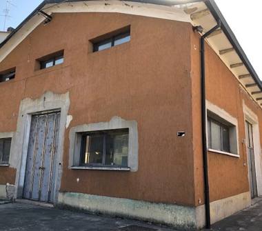 Capannone in vendita a Reggio Emilia, Frazione Pieve Modolena