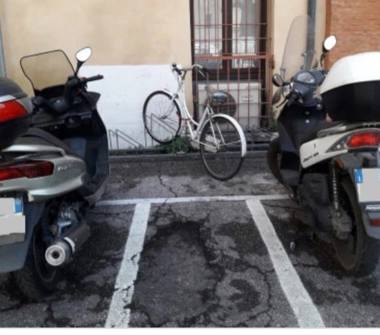 Box/Garage/Posto auto in vendita a Salerno, Frazione Centro città