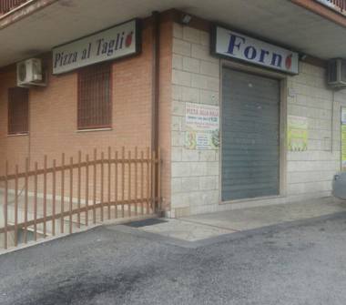 Negozio in vendita a Roma, Zona Cesano di Roma