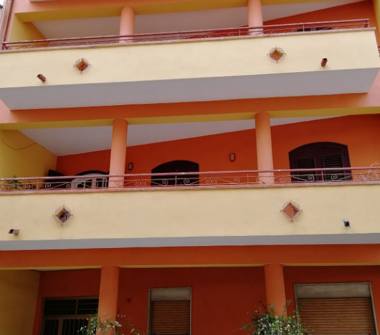 Quadrilocale in vendita a Terme Vigliatore (Messina)