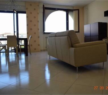 Trilocale in vendita a Ortona, Frazione Santa Lucia