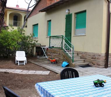 Affitto Casa Vacanze a Castagneto Carducci, Frazione Marina Di Castagneto Carducci