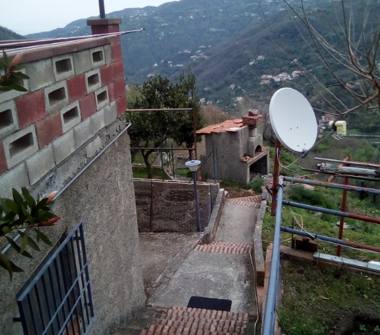 Appartamento in vendita a Piraino (Messina)