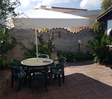 Affitto Villetta a schiera Vacanze a Campofelice di Roccella (Palermo)