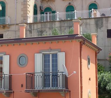 Affitto Casa Vacanze a Gioiosa Marea (Messina)