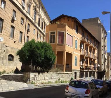 Appartamento in vendita a Caltanissetta (Caltanissetta)