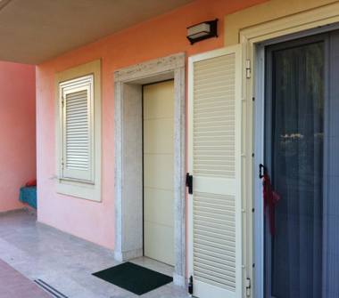 Villetta a schiera in vendita a Terracina, Frazione Borgo Hermada