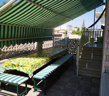 Affitto Villa Vacanze a Maruggio, Frazione Campomarino, Via Rep. di Amalfi 4