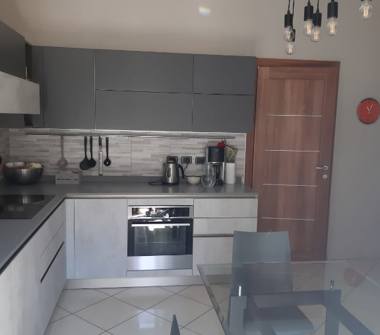 Appartamento in vendita a Gallarate (Varese)