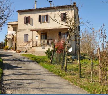 Affitto Casa Vacanze a Sarnano (Macerata)