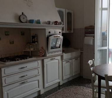 Appartamento in vendita a Savona, Frazione Centro città