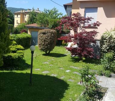 Casa indipendente in vendita a Laino (Como)