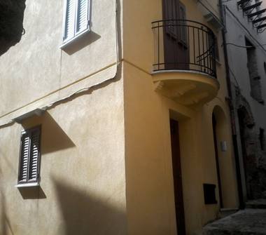 Porzione di casa in vendita a Pollina (Palermo)