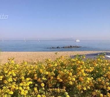 Affitto Appartamento Vacanze a Furnari, Frazione Tonnarella, Via Camparia 54