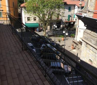 Appartamento in vendita a Castiglione dei Pepoli, Frazione Baragazza, Piazza della Chiesa 72