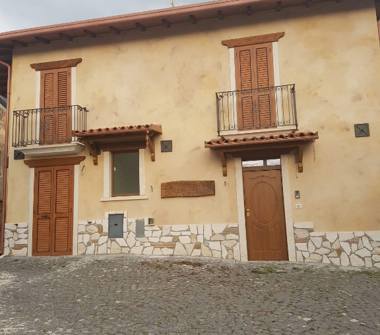 Affitto Casa Vacanze a Pizzoli (L'Aquila)