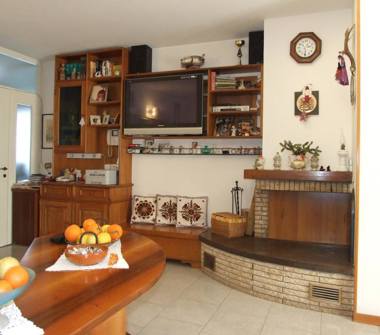 Casa indipendente in vendita a San Costanzo (Pesaro e Urbino)