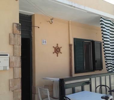 Casa indipendente in affitto a Santa Croce Camerina, Frazione Casuzze