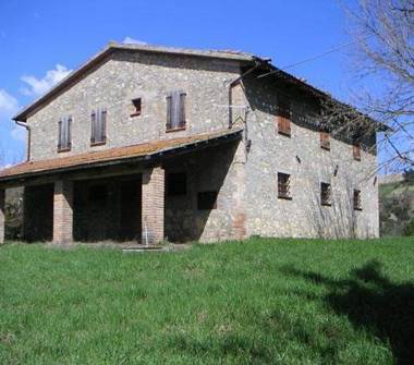 Rustico/Casale in vendita a Gualdo Cattaneo, Frazione San Terenziano