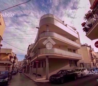 Quadrilocale in vendita a Andria (Barletta-Andria-Trani), Via G. Zanella 28