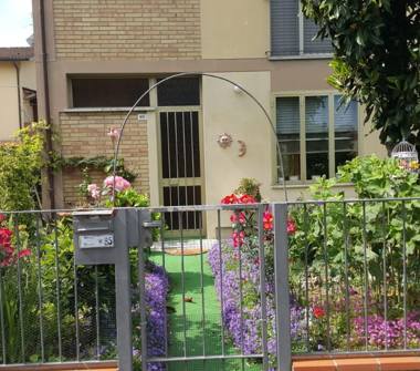 Casa indipendente in vendita a Ravenna, Zona San Pietro in Trento