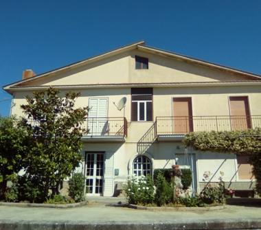 Casa indipendente in vendita a Rocca San Felice (Avellino)