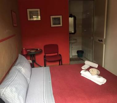 Affitto Stanza Doppia a Acireale, Frazione Scillichenti, Via Trieste 39