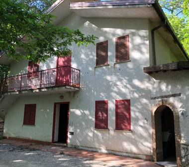 Casa indipendente in vendita a Tocco Caudio (Benevento)