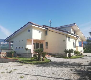 Casa indipendente in vendita a Giffoni Sei Casali, Frazione Ponte Molinello