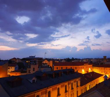 Appartamento in vendita a Monza, Zona San Carlo